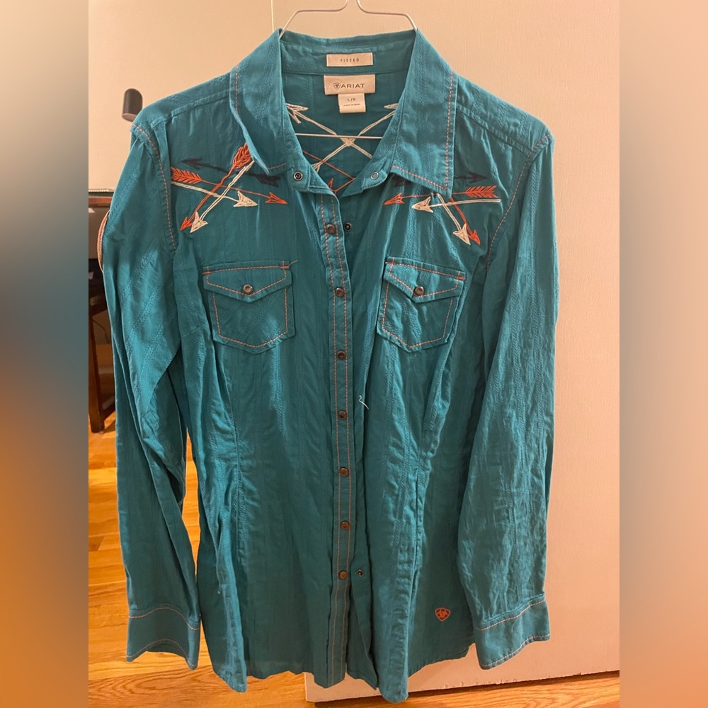 Ariat Women’s western button down shirt